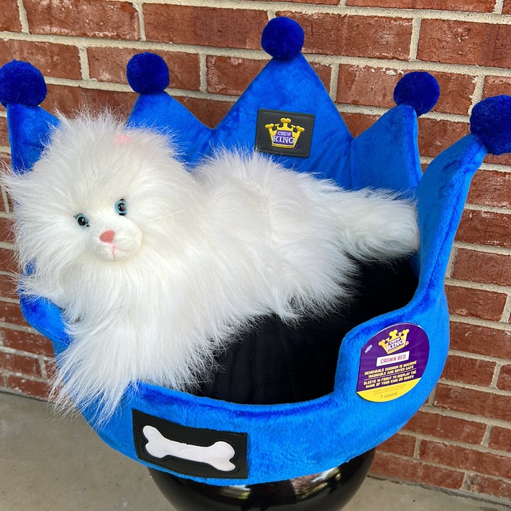 Chew King Small Pet Royal Blue Crown Pet Bed